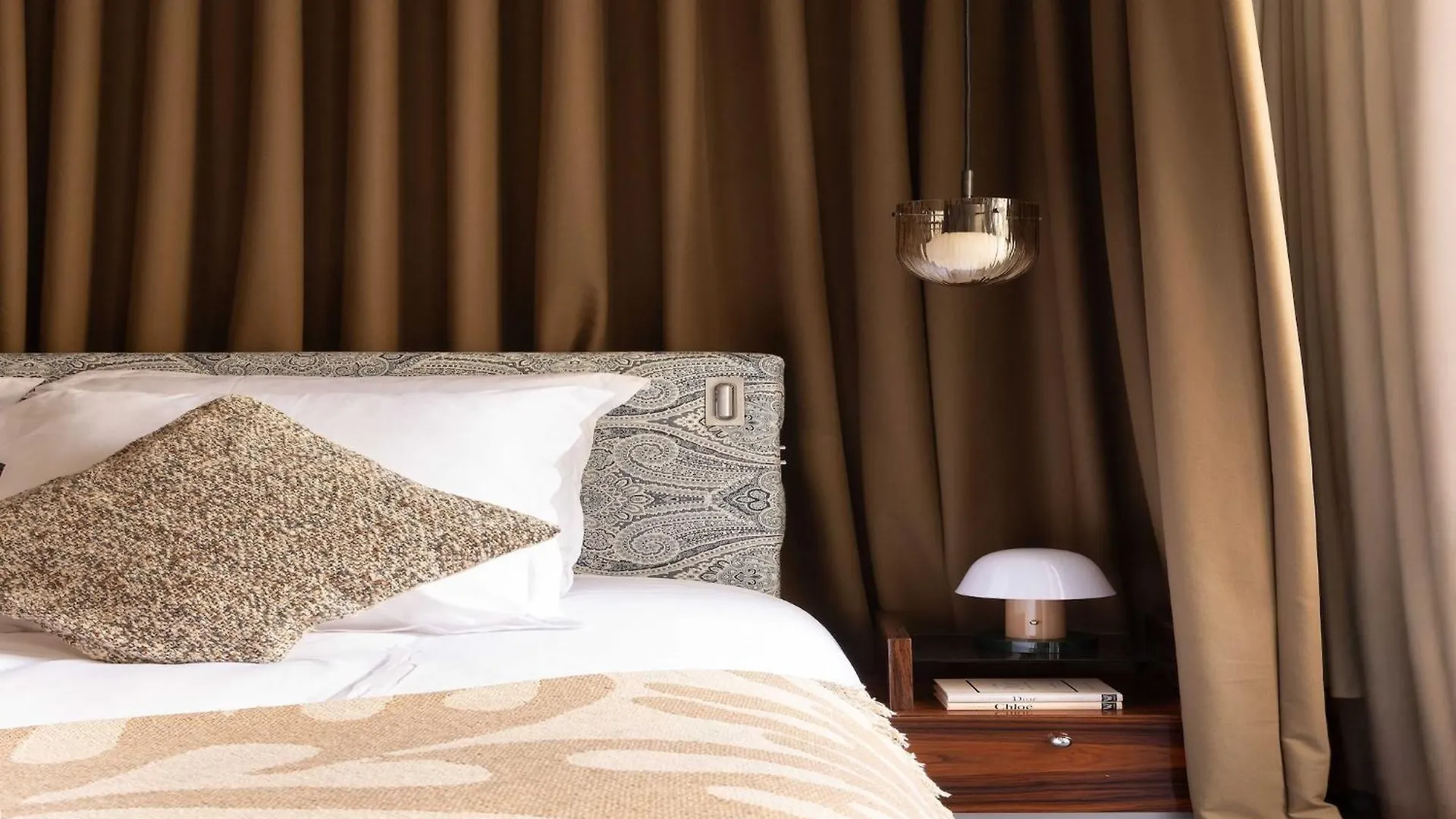 Palais Bourbon Hotel - Room 13- 2P - Invalides Paris Apartment